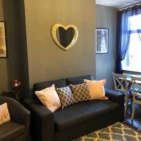 3. Stylish Private Double Room Near Manchester City Centre 외부 사진